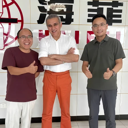 UAE Customer Visits HAIFEI Factory To Inspect An Automatic Copper Braids Crimping And Cutting Machine